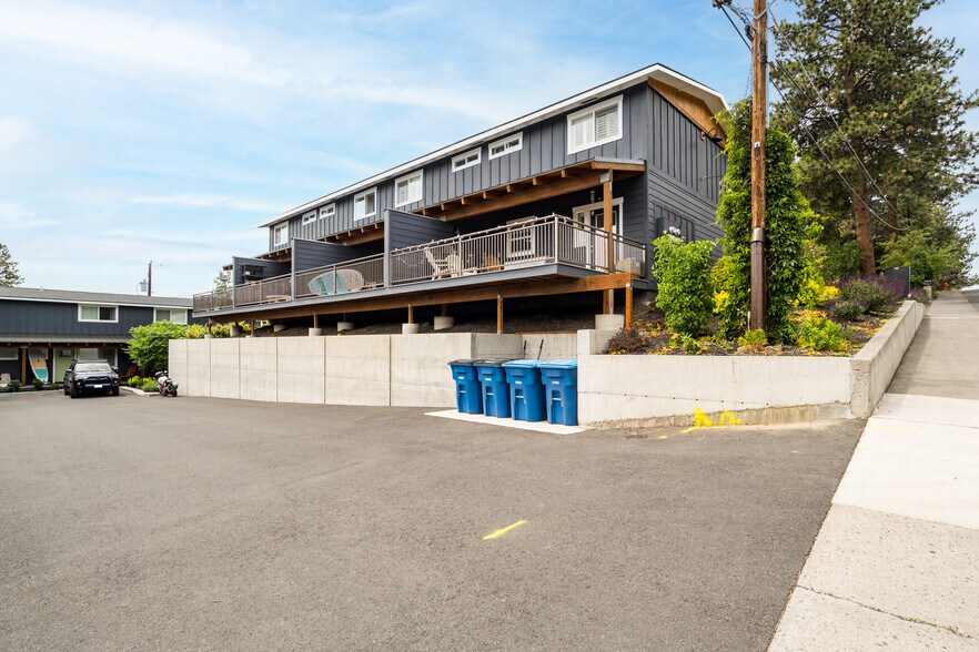 More Photos Of 1205-1215 NW Portland Ave, Bend Apartments For Sale