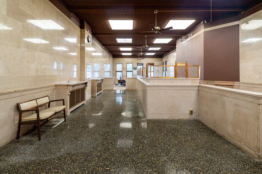 More Photos Of 25 N Broadway, Tarrytown Office For Lease