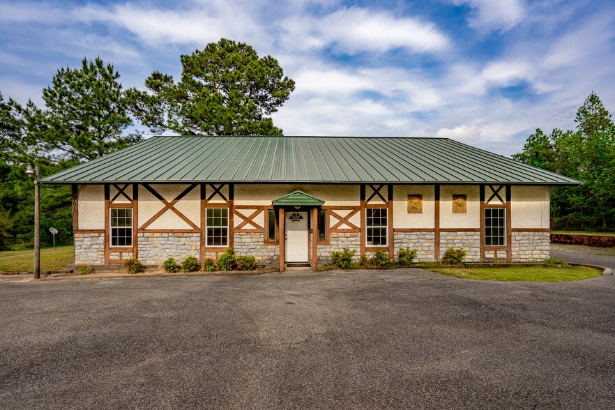 More Photos Of 28250 Fm-2978, Magnolia Medical For Lease