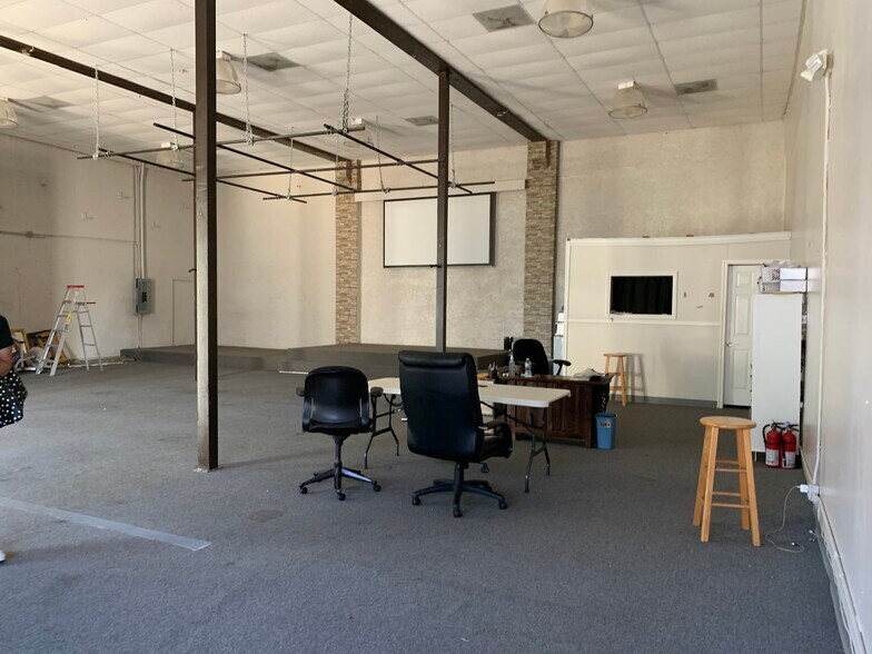 More Photos Of 45-56 N Federal Hwy, Dania Beach, Dania Beach Storefront Retail Office For Sale