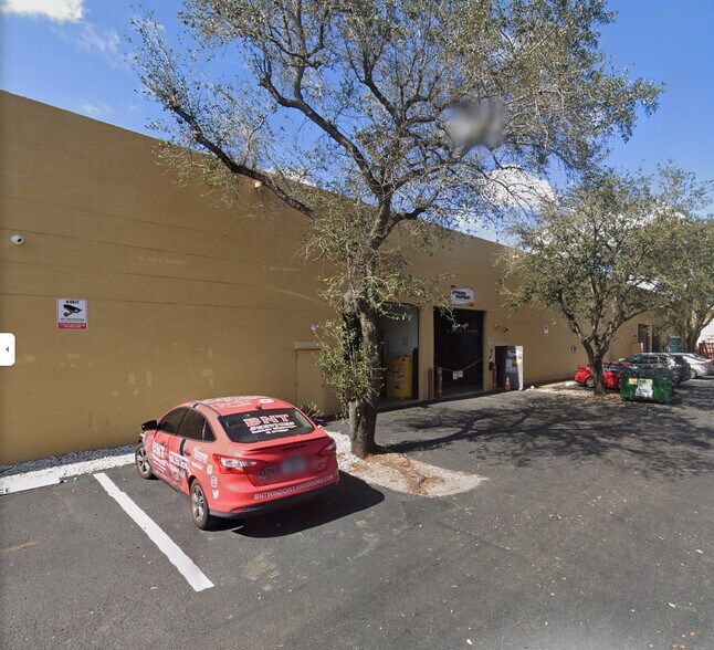 More Photos Of 1313 NW 65th Pl, Fort Lauderdale Warehouse For Lease