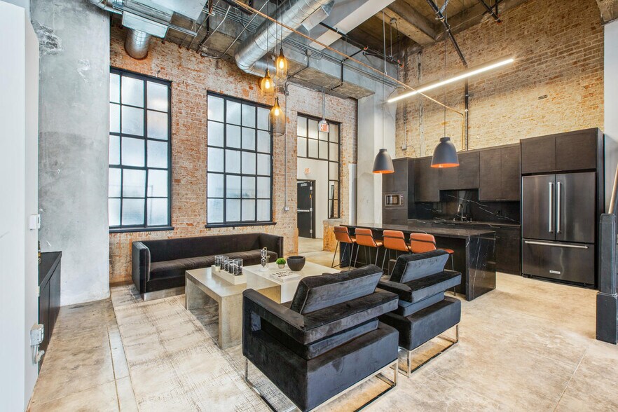 More Photos Of 537 S Broadway, Los Angeles Loft Creative Space For Sale