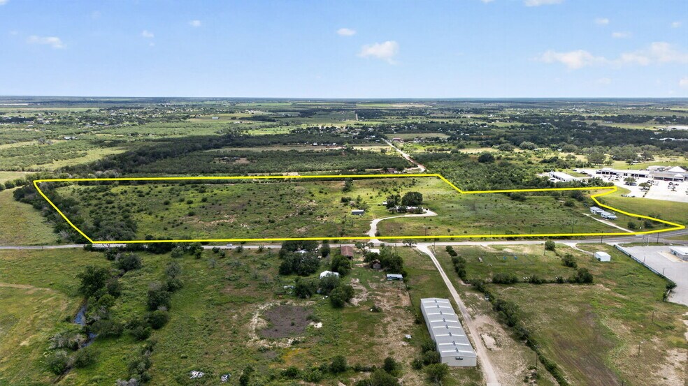Primary Photo Of 180 County Road 777, Devine Land For Sale