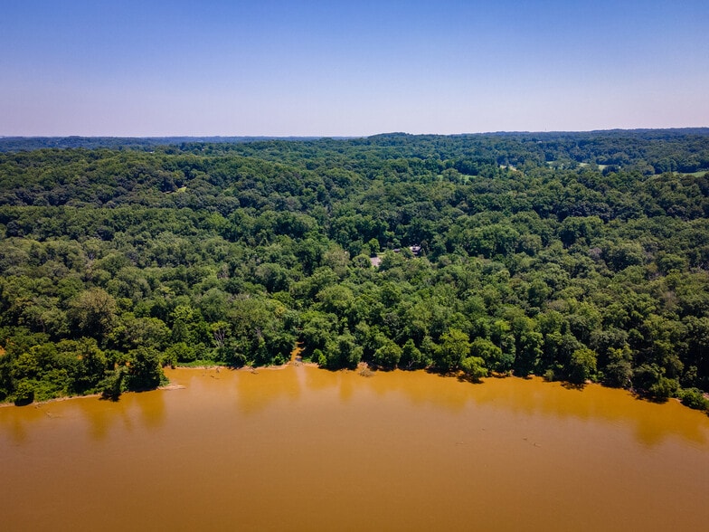 More Photos Of 1332 Susquehanna River Rd, Port Deposit Bar For Sale