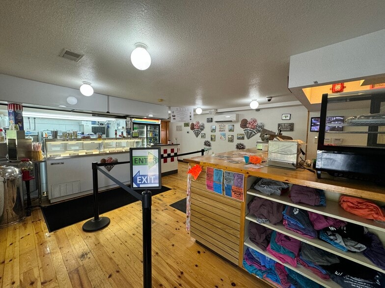 More Photos Of 482 N Sage Lake Rd, Hale Freestanding For Sale