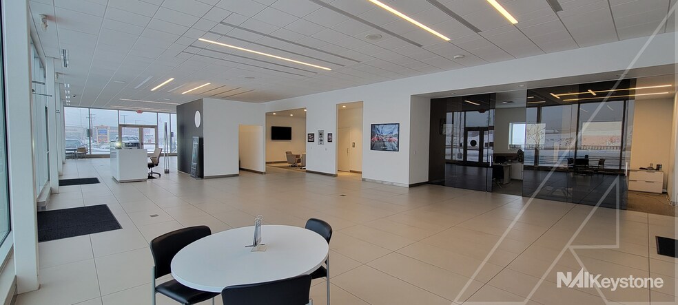 More Photos Of 290 Mundy St, Wilkes Barre Township Auto Dealership For Sale