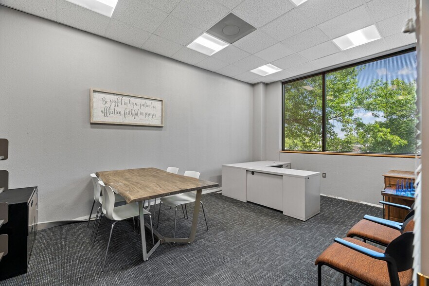 More Photos Of 3600 Wheeler Ave, Fort Smith Office For Sale