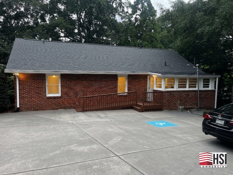 More Photos Of 280 E Crossville Rd, Roswell Office For Lease