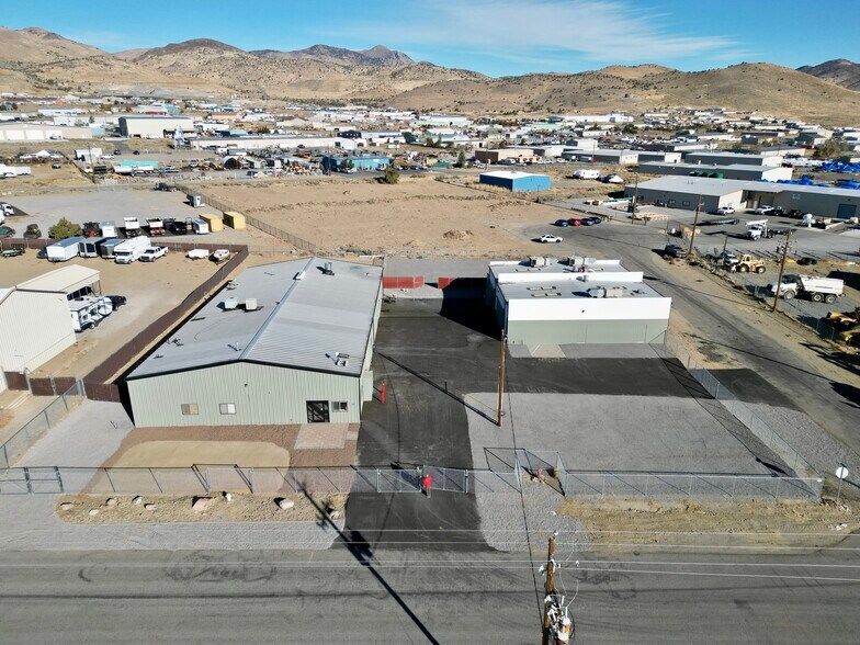 More Photos Of 22 Cash Dr, Mound House Warehouse For Lease