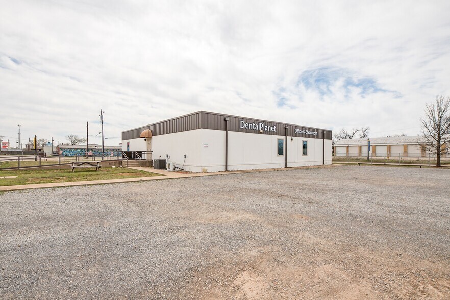 More Photos Of 707 N Scott Ave, Wichita Falls Office Residential For Lease