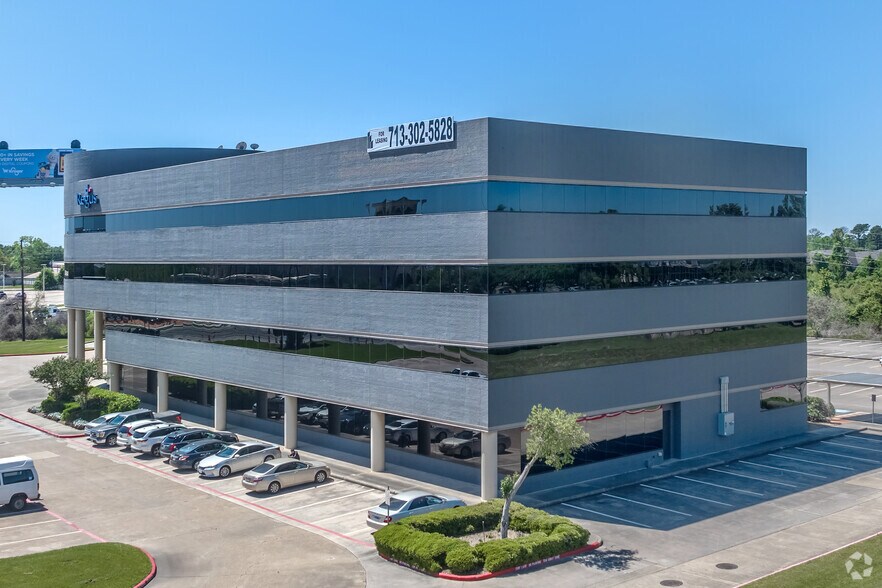 More Photos Of 8300 FM 1960 Rd W, Houston Office For Lease