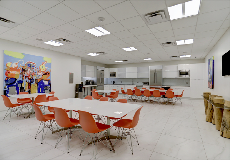 More Photos Of 3367 N Sam Houston Pky W, Houston Warehouse For Sale