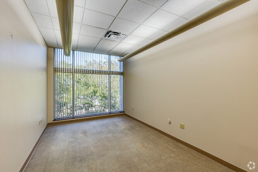 More Photos Of 600 Rinehart Rd, Lake Mary Office For Sale