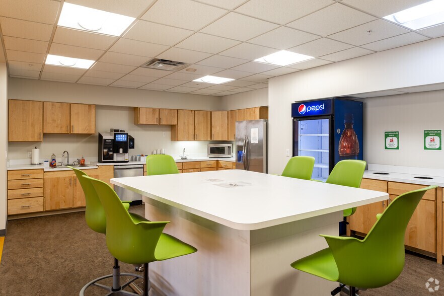 More Photos Of 396-400 Congress St, Portland Coworking Space