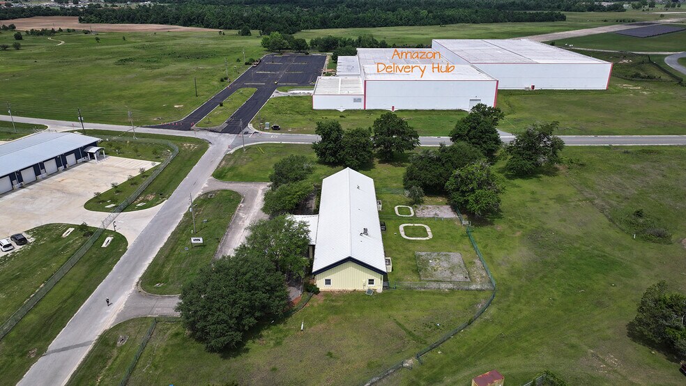 More Photos Of 3525 Russell Rd, Marianna Daycare Center For Sale