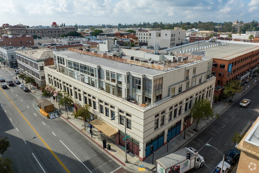 More Photos Of 25-45 N Raymond Ave, Pasadena Apartments For Lease