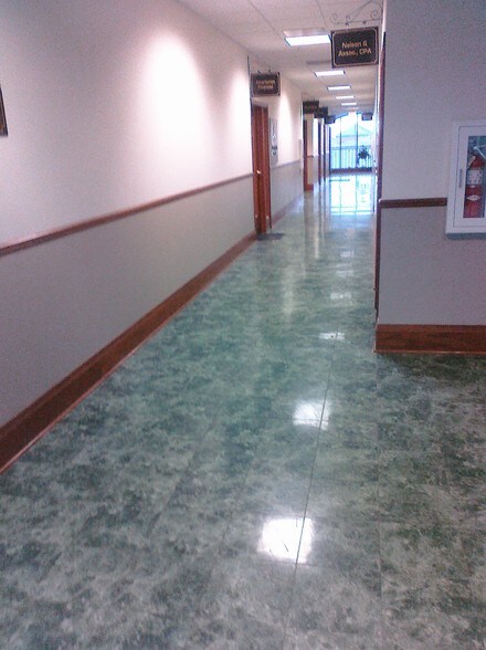 More Photos Of 700 N 3rd St, La Crosse Office For Lease