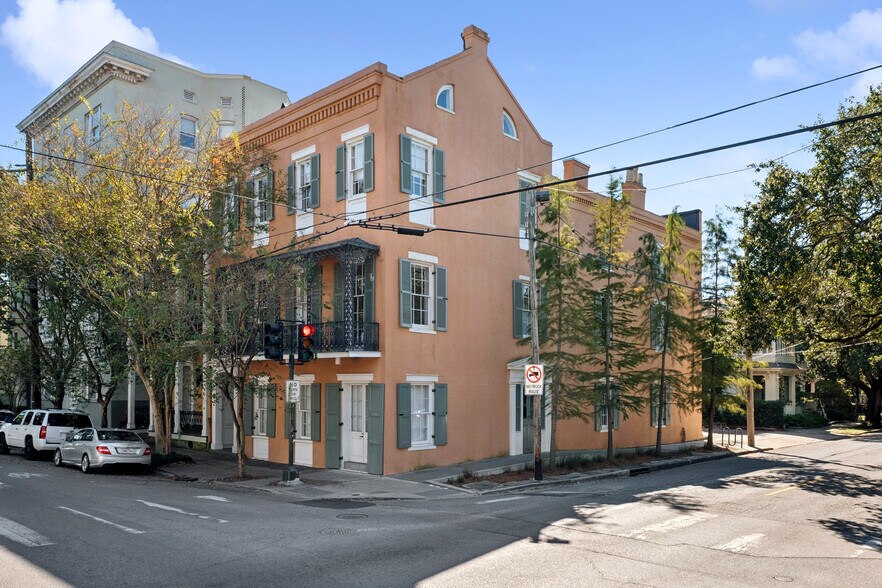 More Photos Of 2200 Prytania St, New Orleans Loft Creative Space For Sale