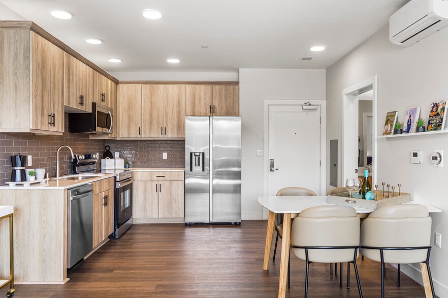 More Photos Of 1559 N Santa Fe Ave, Vista Apartments For Sale