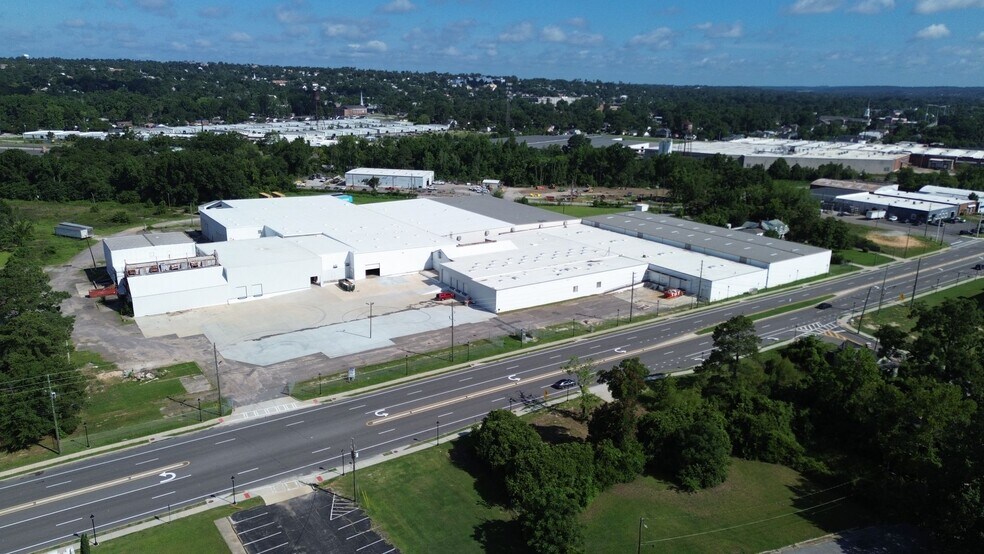 More Photos Of 1621 15th St, Augusta Warehouse For Lease