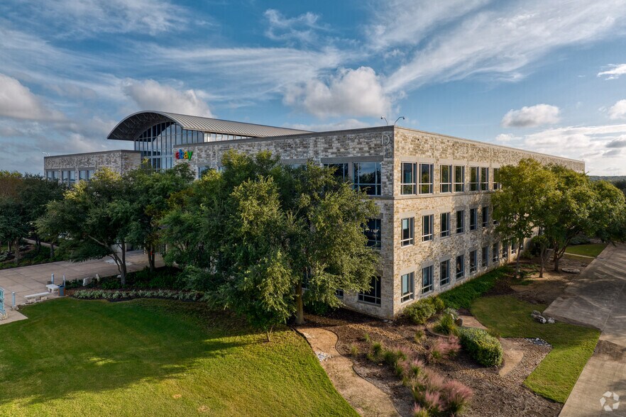 More Photos Of 7700 W Parmer Ln, Austin Unknown For Lease