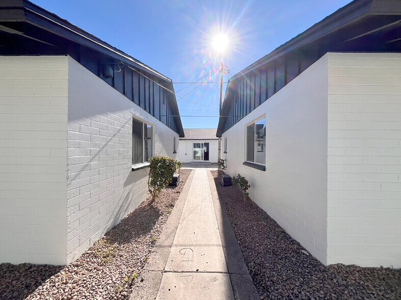 More Photos Of 6628-6632 S 22nd St, Phoenix Assisted Living For Lease