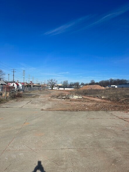 More Photos Of 103 E Harrison St, Reidsville Office For Sale
