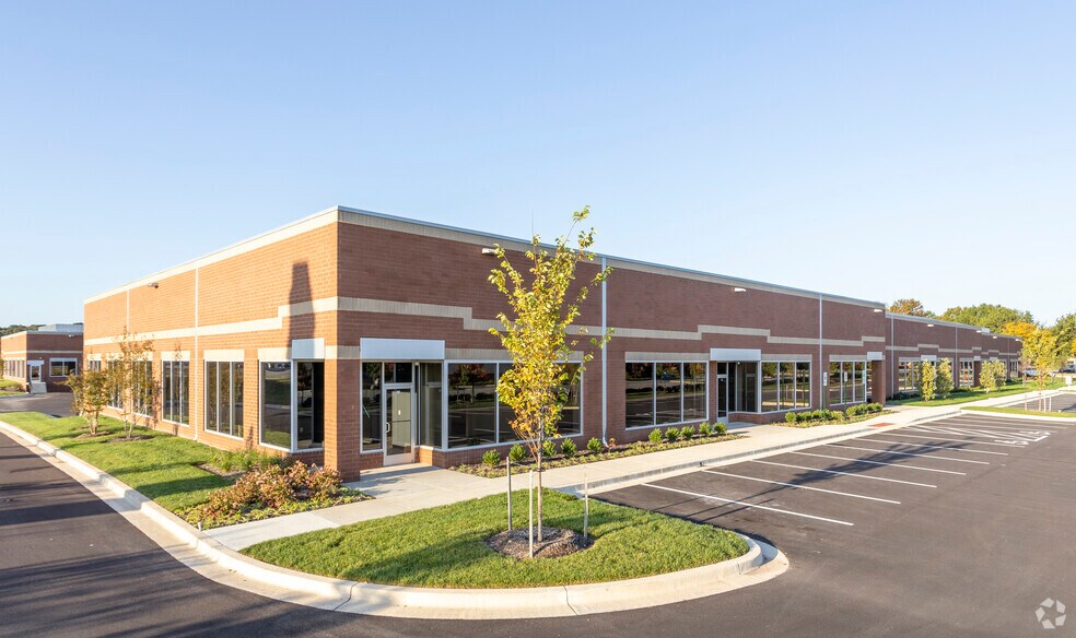 More Photos Of 910 Cromwell Park Dr, Glen Burnie Unknown For Lease