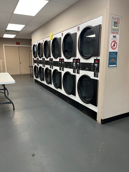 More Photos Of 110 Main St, Ringling General Retail For Sale