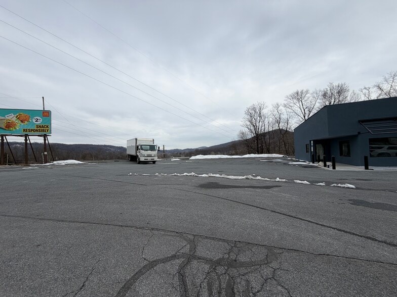 More Photos Of 2851 Perkiomen Ave, Reading General Retail For Sale