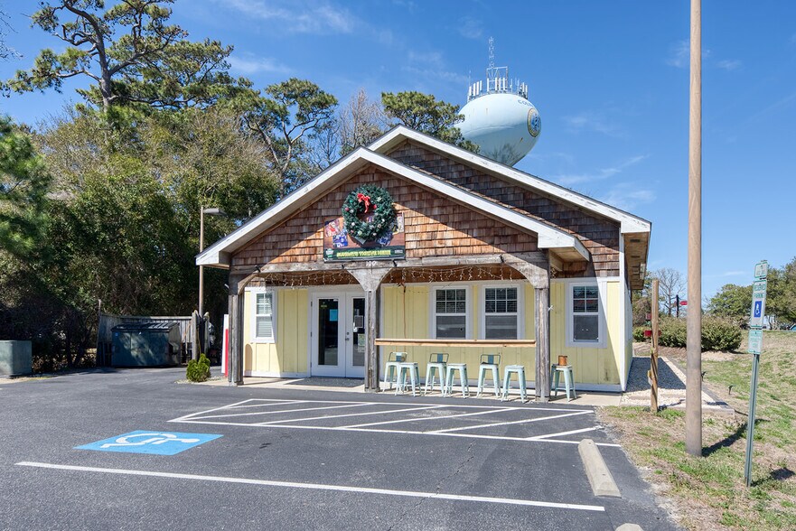 More Photos Of 100 Colingwood Ln, Kill Devil Hills Restaurant For Sale