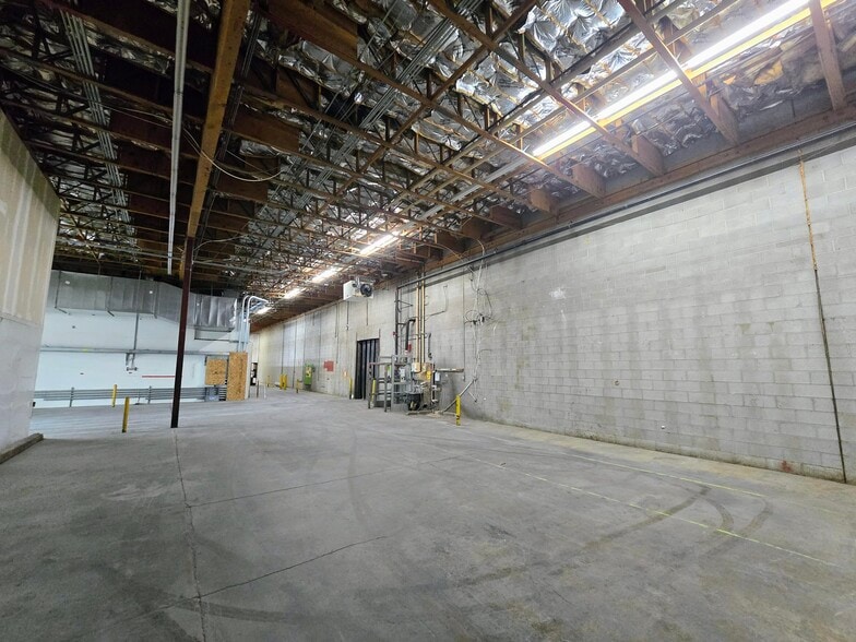 More Photos Of 145 Harrisville, Ogden General Retail For Lease