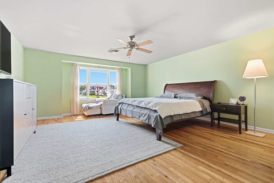 More Photos Of 305-341 Main St, Allenhurst Storefront Retail Residential For Sale