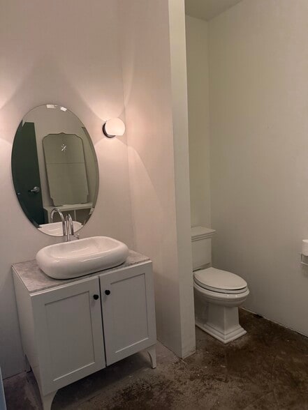 More Photos Of 659 Auburn Ave, Atlanta Loft Creative Space For Lease