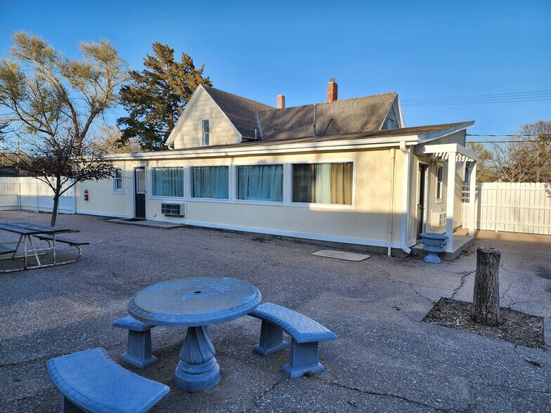 More Photos Of 521 N 1st St, Stockton Apartments For Sale