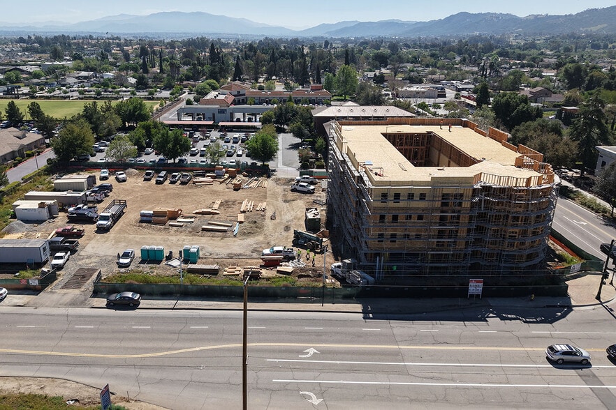 More Photos Of 24610 Washington Ave, Murrieta Multifamily For Sale