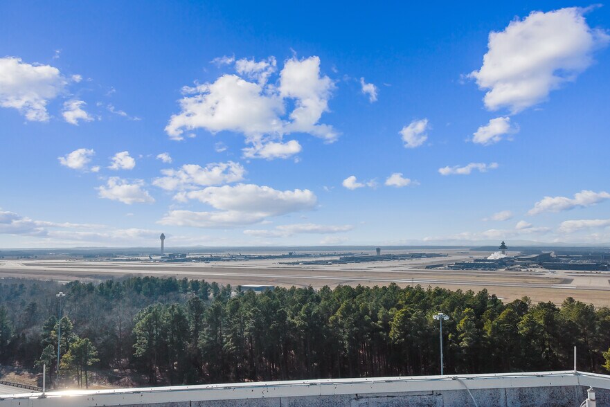 More Photos Of 2550 Wasser Ter, Herndon Office For Sale