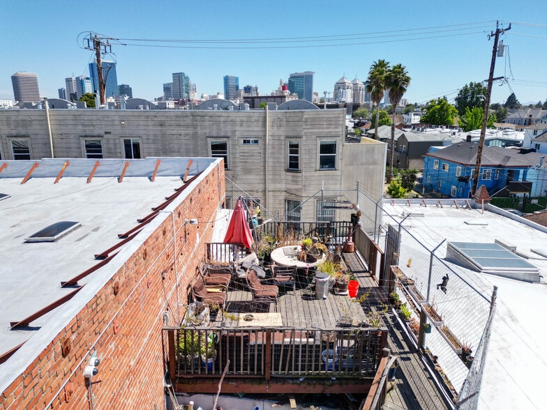 More Photos Of 2515-2521 San Pablo Ave, Oakland Apartments For Sale
