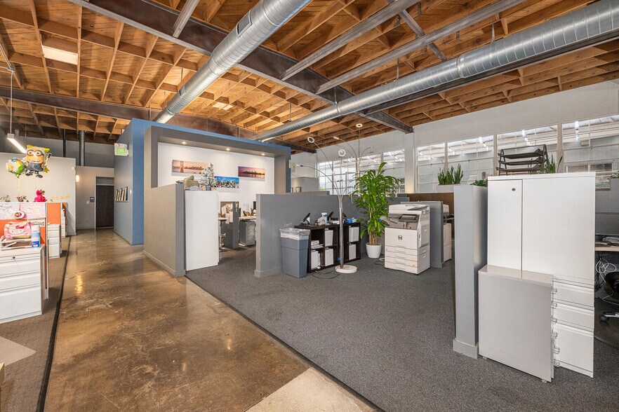 More Photos Of 1342 Coronado Ave, Long Beach Loft Creative Space For Lease