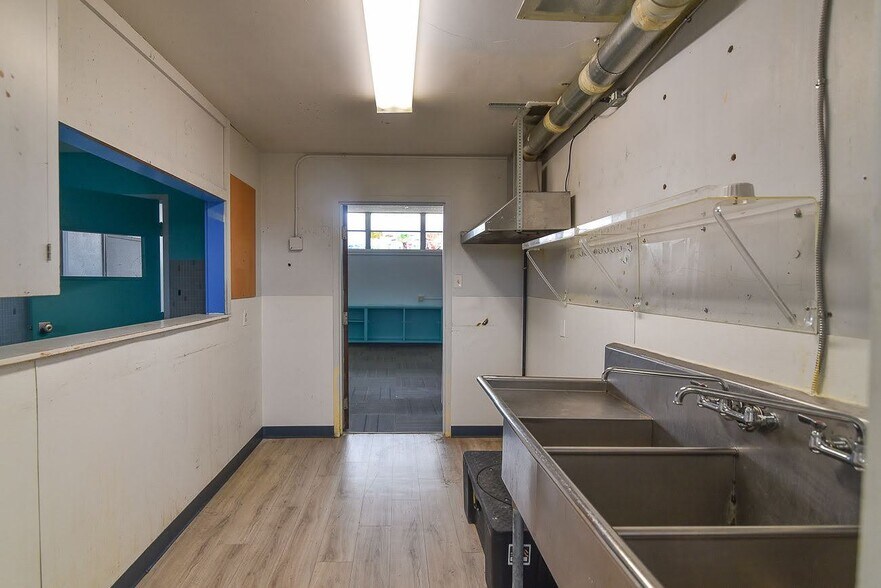 More Photos Of 4403 Phillips Dr, Wichita Falls Religious Facility For Sale