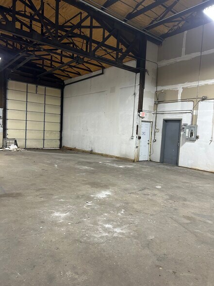 More Photos Of 9340 Shaver Rd, Portage Manufacturing For Sale