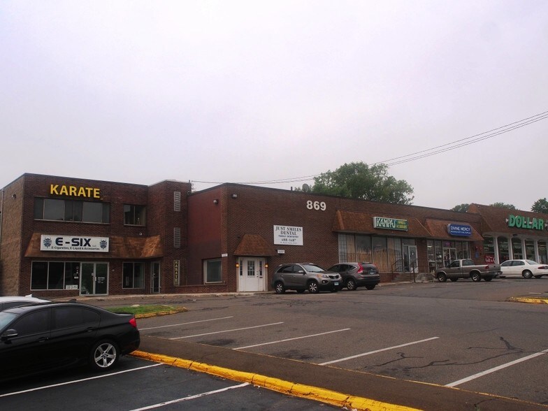 Primary Photo Of 869 W Main St, Branford General Retail For Lease