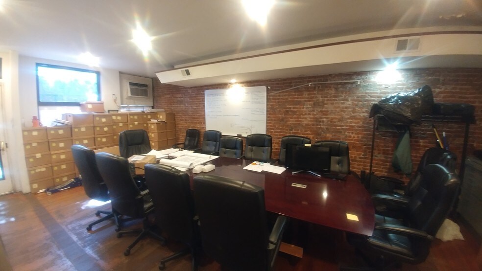 More Photos Of 474 Smith St, Brooklyn Daycare Center For Lease