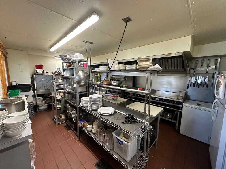 More Photos Of 146 Harrison Rd, Bridgton Freestanding For Lease