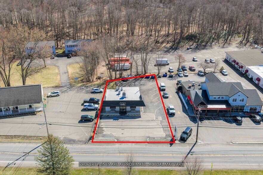 More Photos Of 7588 N Broadway, Red Hook Specialty For Sale