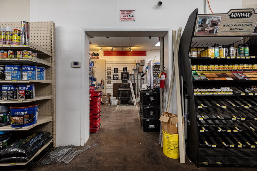 More Photos Of 723 E Highway 89, Kanab Storefront Retail Office For Sale