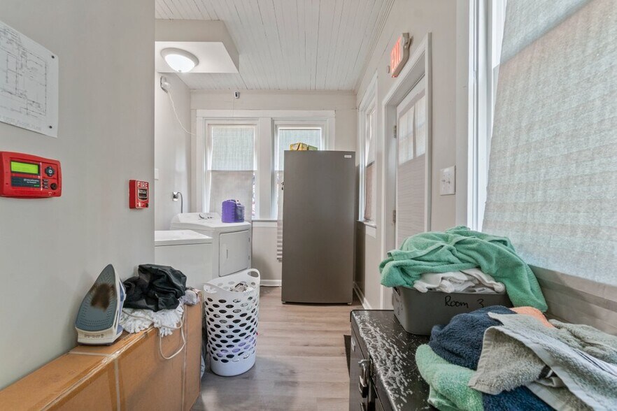 More Photos Of 3211 Batavia Ave, Baltimore Healthcare For Sale