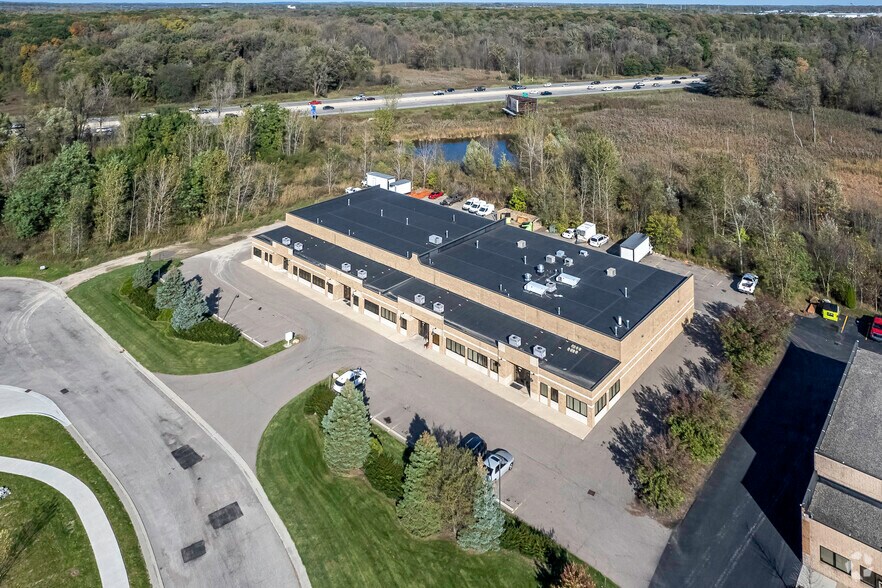 More Photos Of 29234-29248 Lyon Oaks Dr, Wixom Manufacturing For Lease
