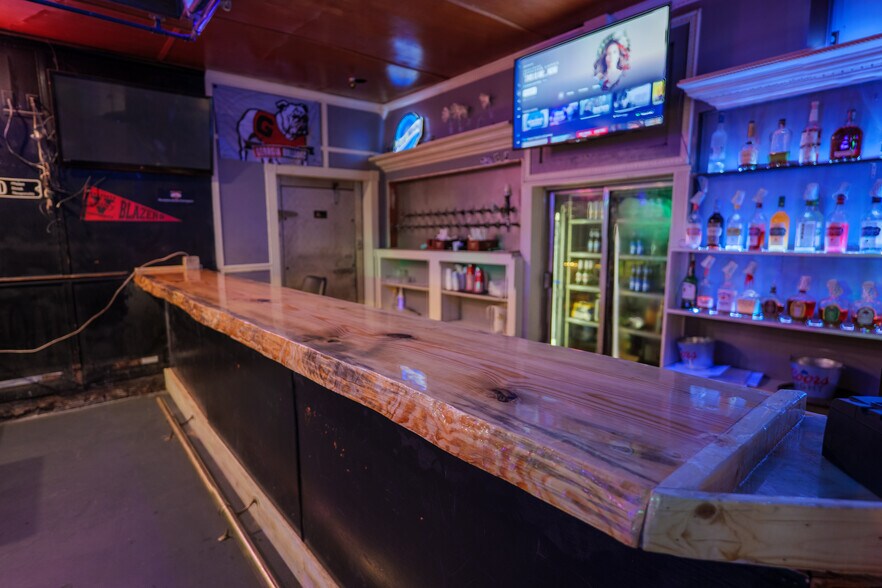 More Photos Of 1903 Baytree Pl, Valdosta Restaurant For Sale