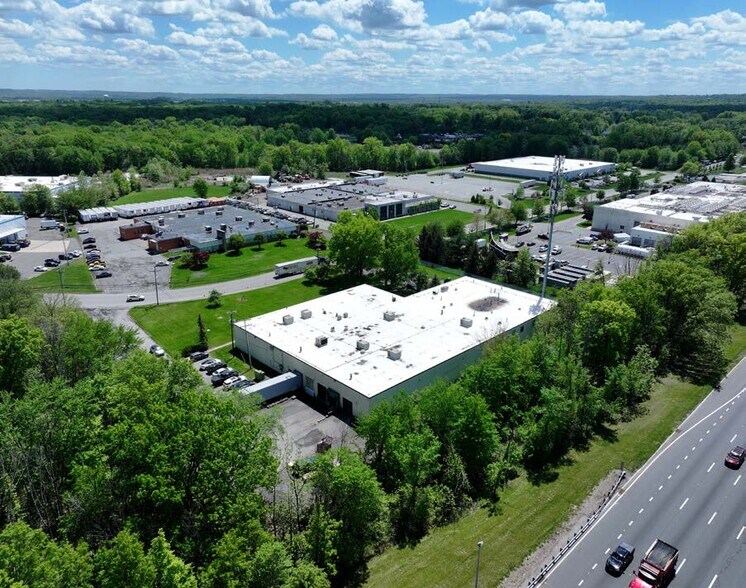 More Photos Of 2 Eastmans Rd, Parsippany Warehouse For Lease